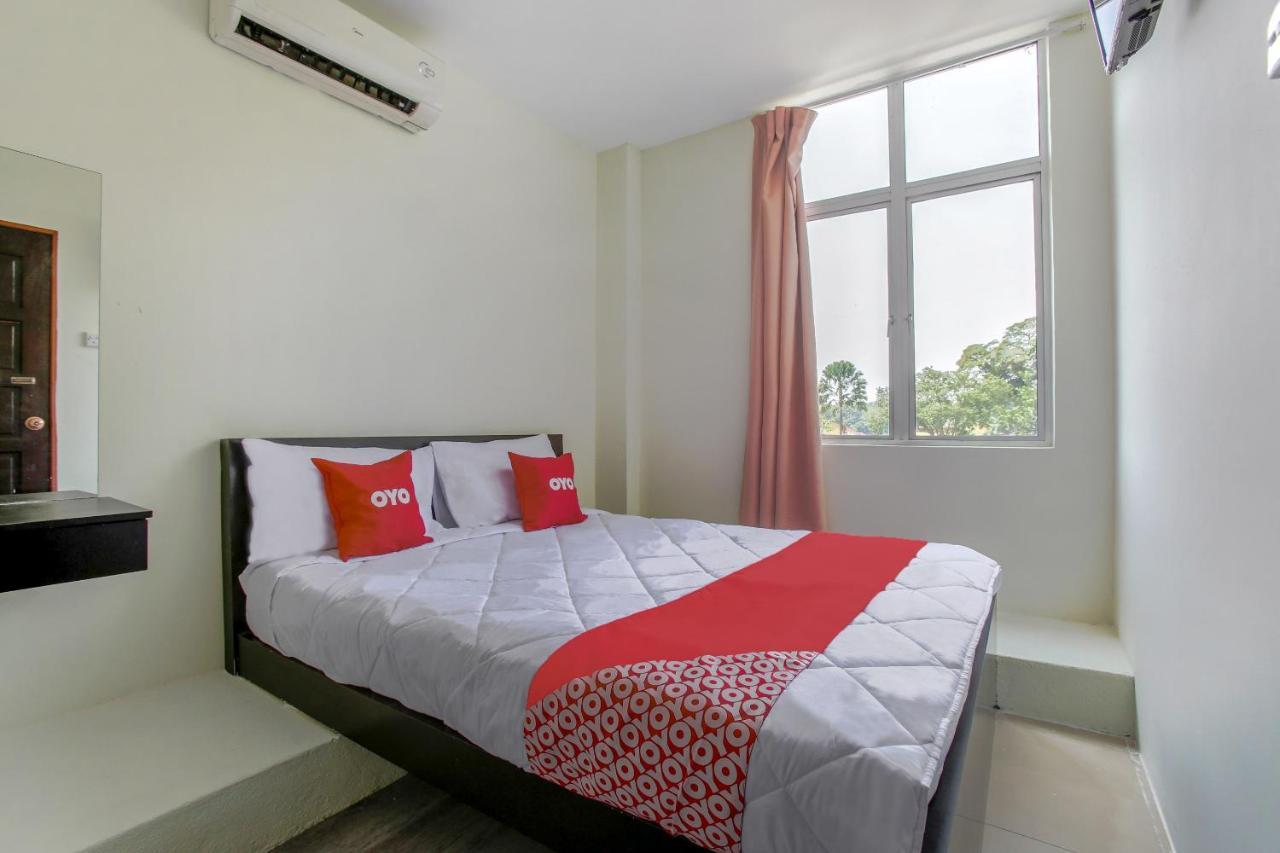 Oyo 822 Zande Motel Kuala Selangor Zewnętrze zdjęcie