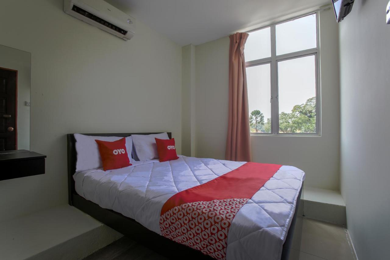 Oyo 822 Zande Motel Kuala Selangor Zewnętrze zdjęcie